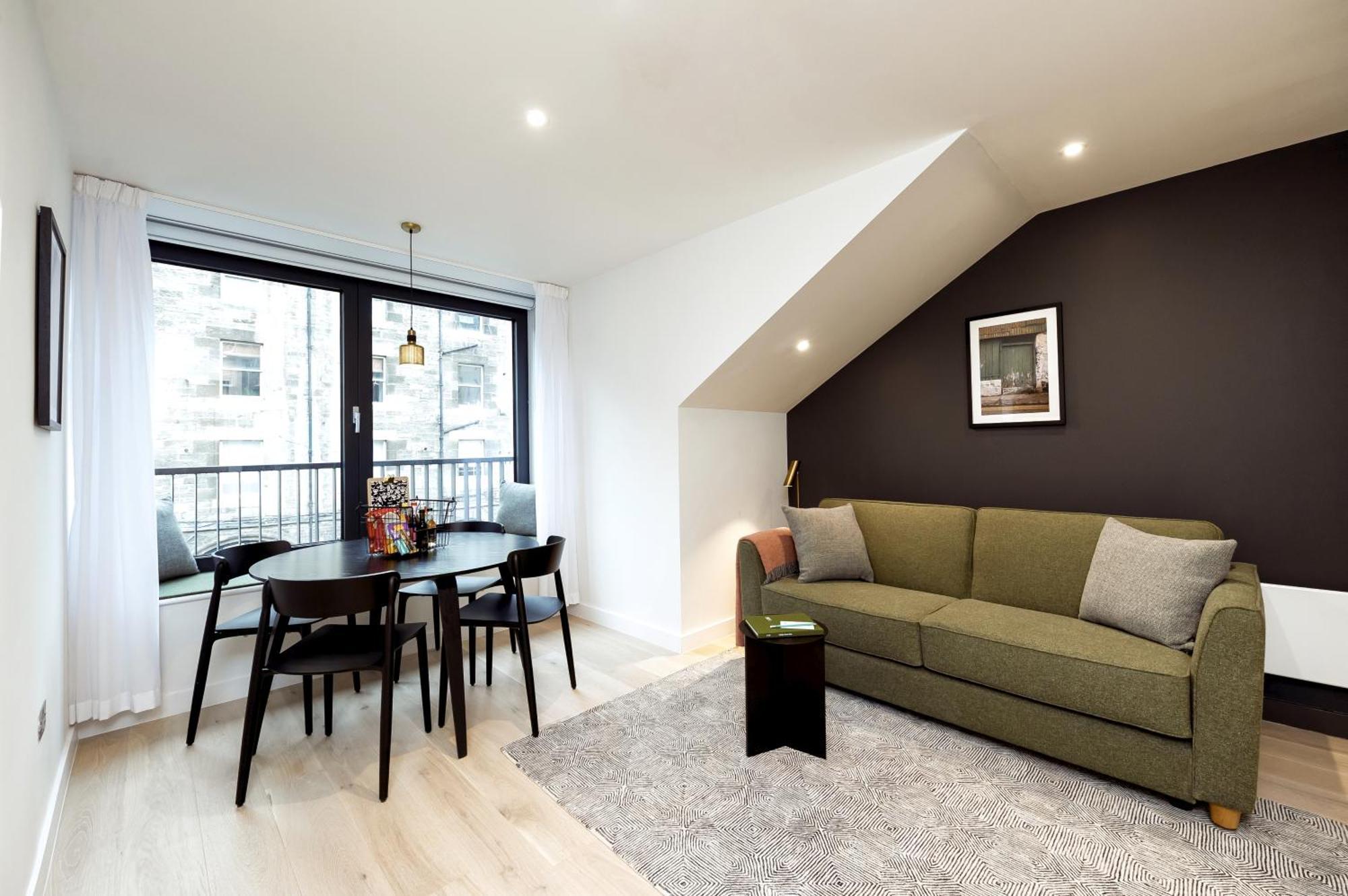 Wilde Aparthotels Edinburgh Grassmarket الغرفة الصورة
